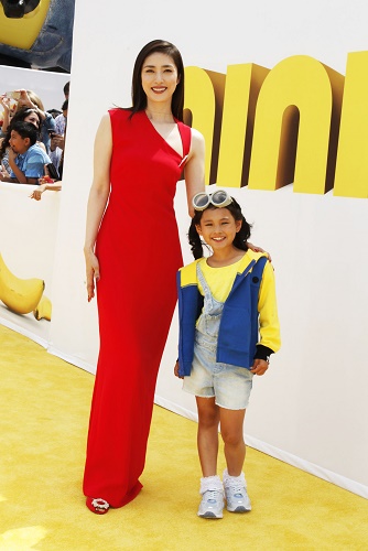 天海祐希★等身大ポップ東京ガス 天海祐希 TOKYO GAS 東京ガス ポスター 非売品 B2サイズ 宝塚 / 古本